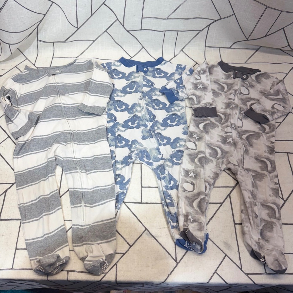 Burt's Bees Baby Pajamas 6-9M Blue Grey Stripe Cloud Moon Star 3-Pack Sleepers